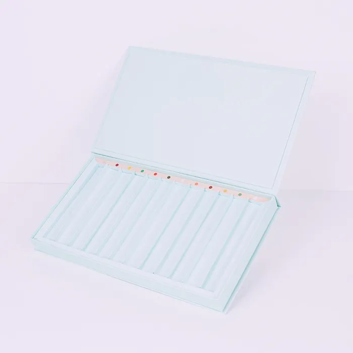 Kirjatyyliset laatikot